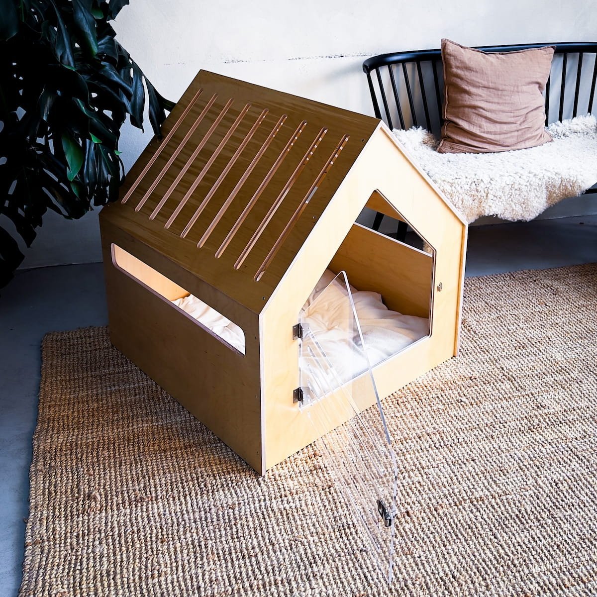 Luxury Dog House 'Classic Natural' - Image 8