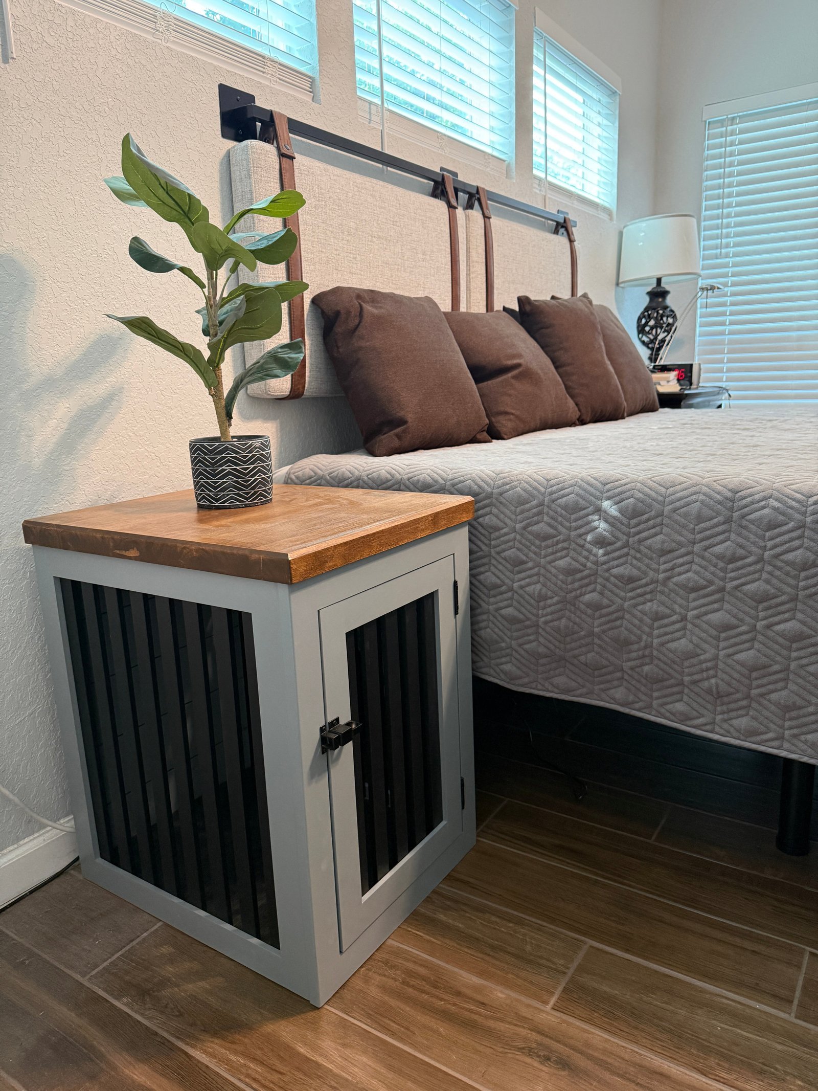 Small Dog Crate End Table - Image 2